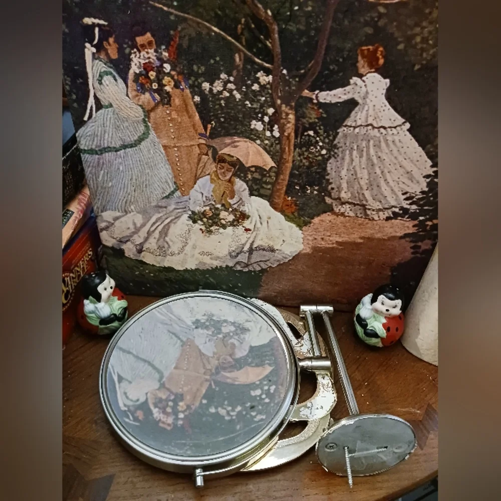 💄🛍 Wall Makeup Mirror, Rust Proof Wall Swivel Mirror,High Definition for Home.